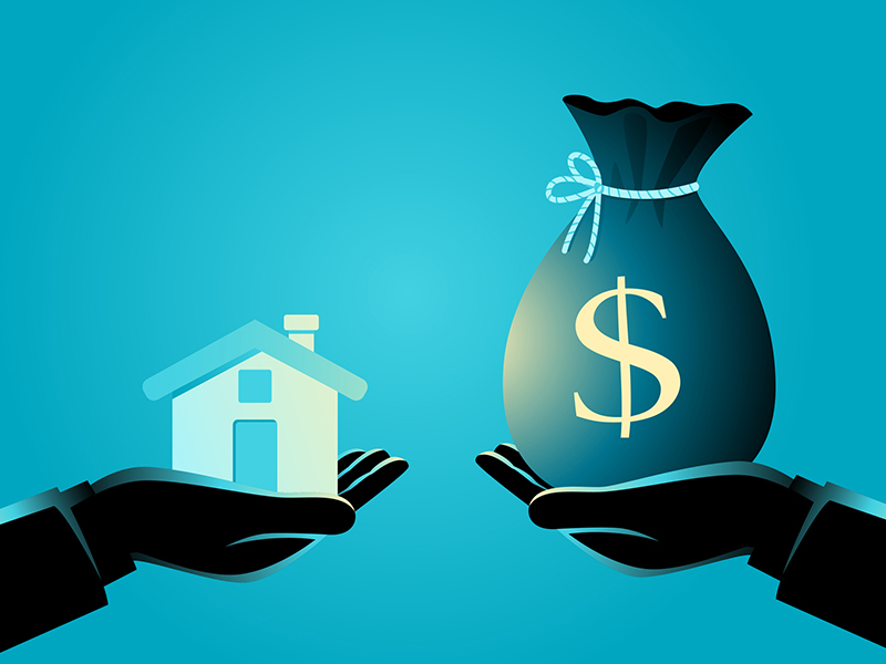 two hands that holds money and house